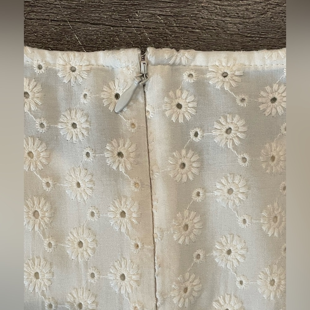 Madewell Eyelet Tassel-Tie Mini Dress in Cream Size 00 Like New Condition - Picture 6 of 8